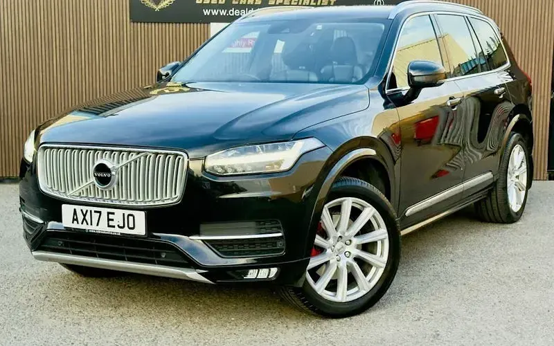 Used Volvo XC90 Inscription 235 HP (172 kW) 2019 SUV