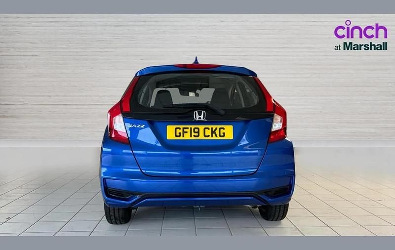 Used Honda Jazz S 101 HP (74 kW) 2019 Blue Hatchback
