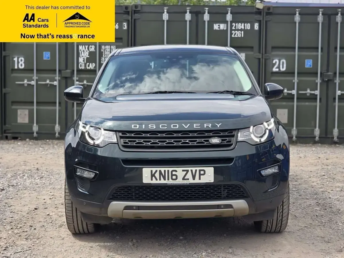 Used Land Rover Discovery Sport HSE 180 HP (132 kW) 2016 Green SUV