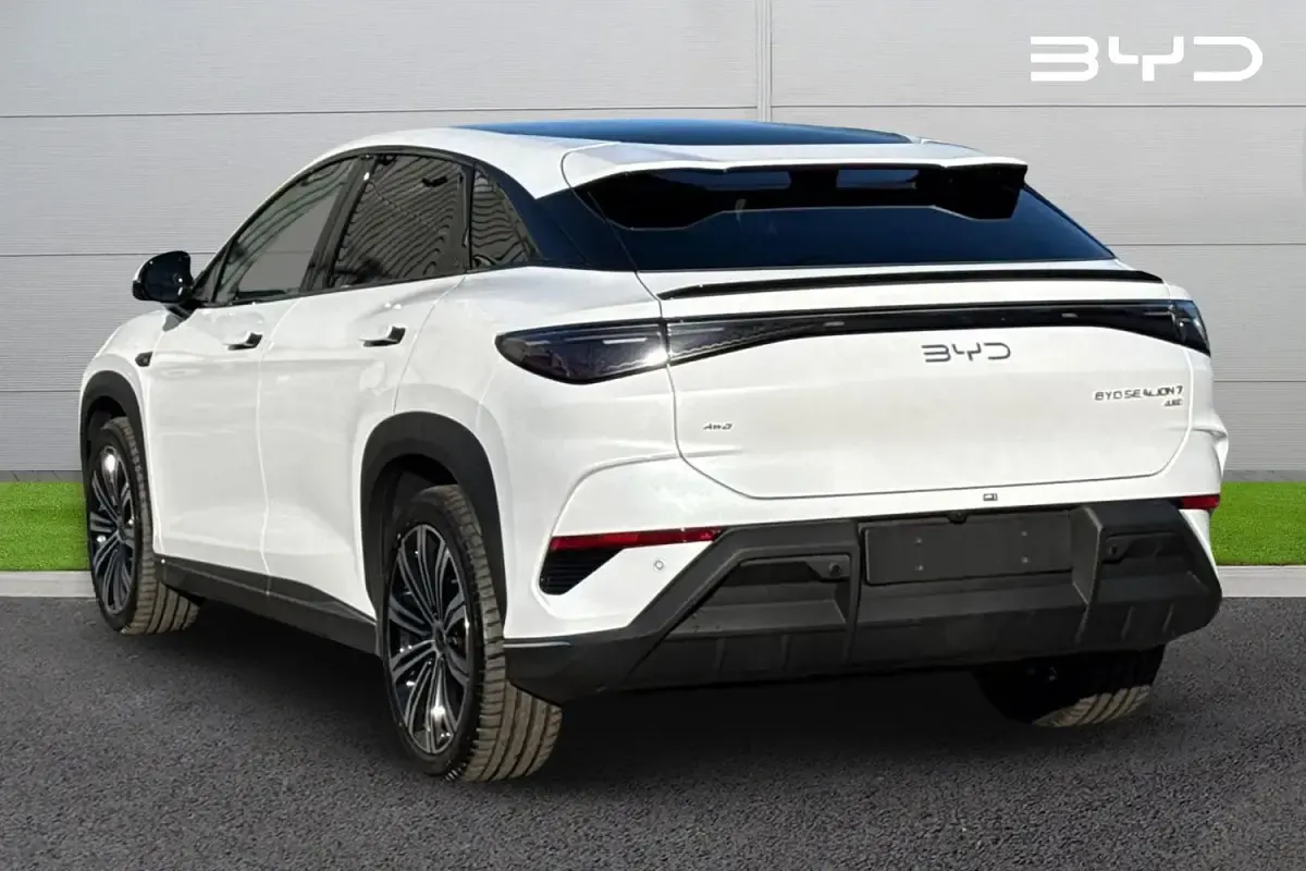 New BYD Sealion 7 Design 389 kW (530 HP) 2025 White SUV