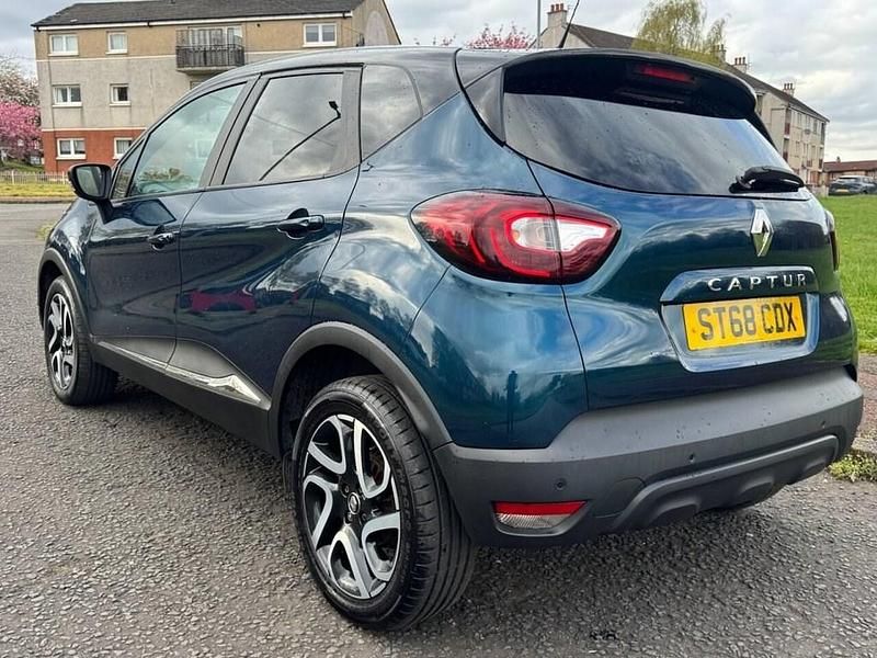 Usado Renault Captur Iconic 90 HP (66 kW) 2018 Azul SUV