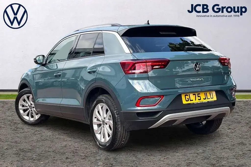Used VW T-Roc Match 147 HP (108 kW) 2025 Blue SUV