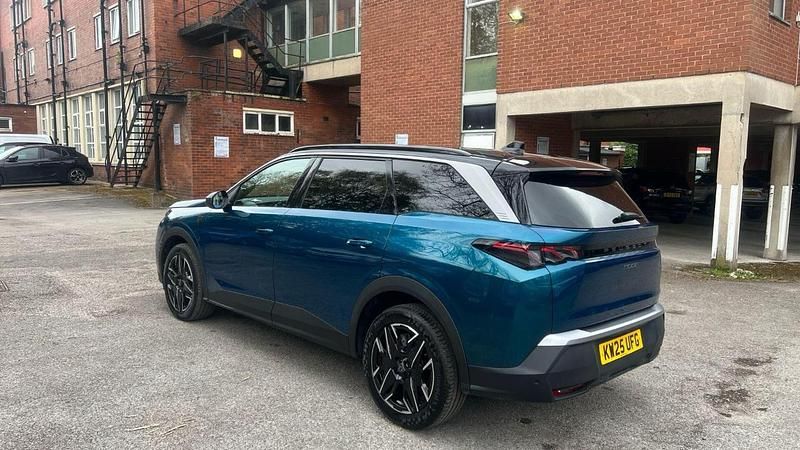 Used Peugeot 5008 GT 134 HP (98 kW) 2025 Blue SUV
