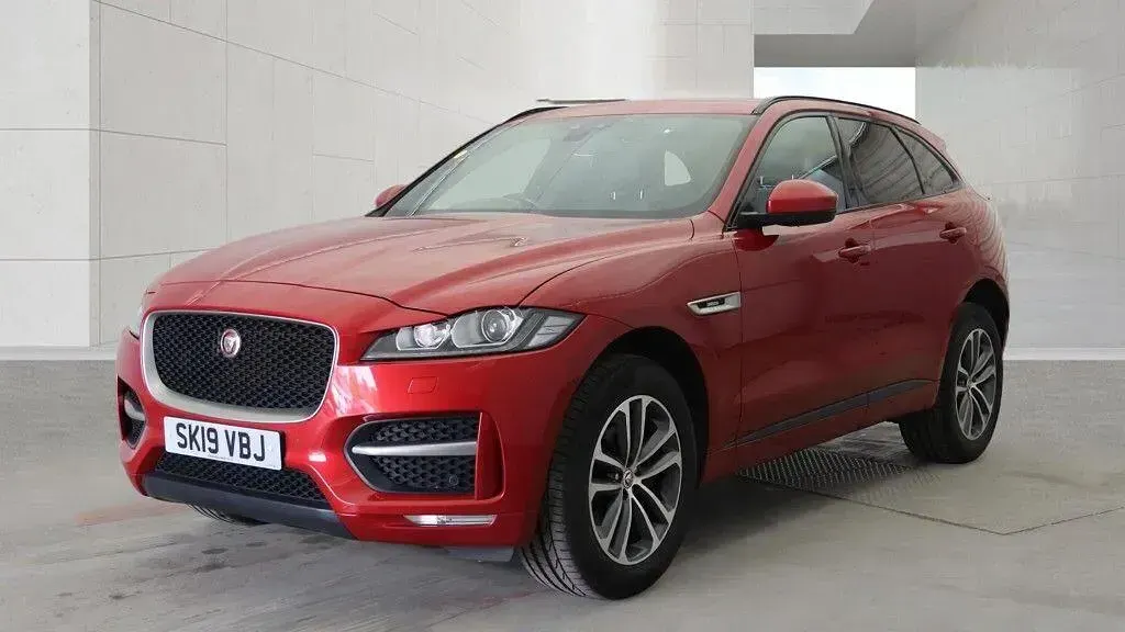 Used Jaguar F-Pace R-Sport 2019 Red SUV