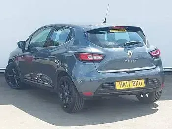 Used Renault Clio Dynamique 90 HP (66 kW) 2017 Grey Hatchback