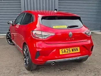 Used Renault Clio Techno 90 HP (66 kW) 2025 Red Hatchback