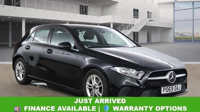 Used Mercedes A180 SE 136 HP (100 kW) 2019 Black Hatchback