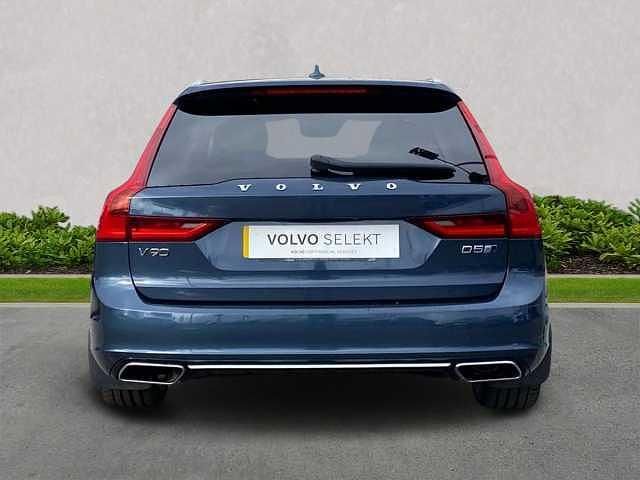 Used Volvo V90 Inscription 235 HP (172 kW) 2020 Estate