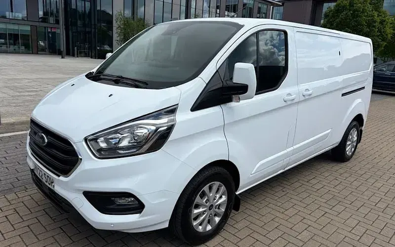 Usado Ford Transit Custom Limited 131 HP (96 kW) 2022 Van