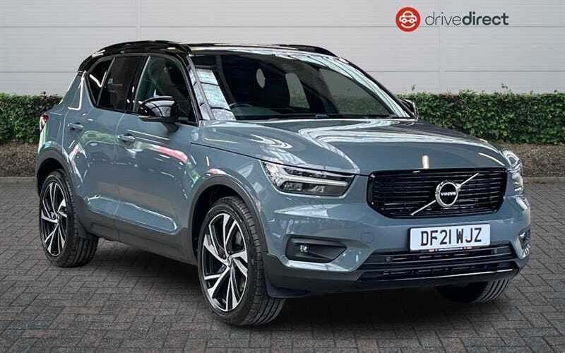 Used 2022 Volvo XC40 R-Design Pro SUV | £22,800 (Fair price) - Image 1/4