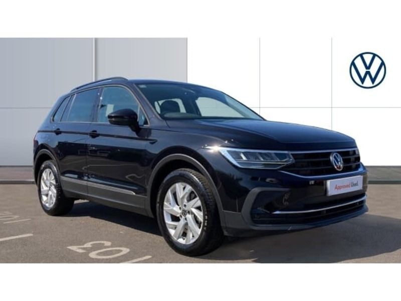 Black Used 2020 VW Tiguan Life SUV | £17,073 (Fair price) - Image 1/4