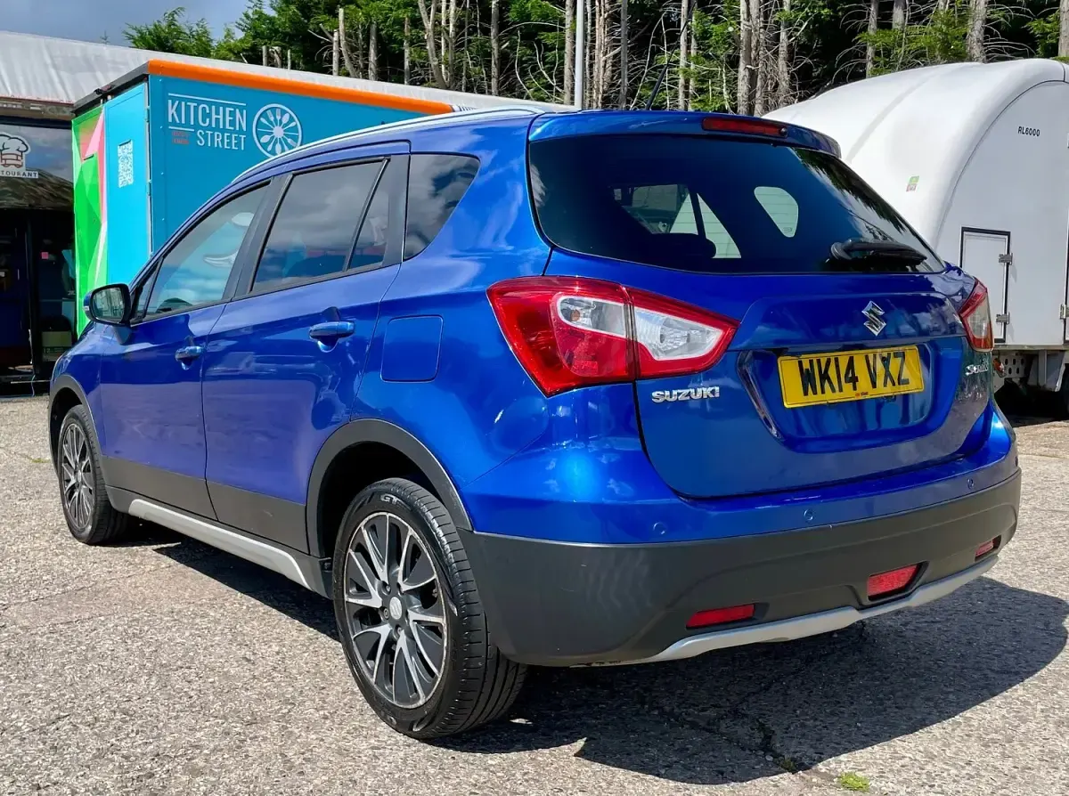 Used Suzuki SX4 S-Cross SZ-T 118 HP (86 kW) 2014 Blue Hatchback