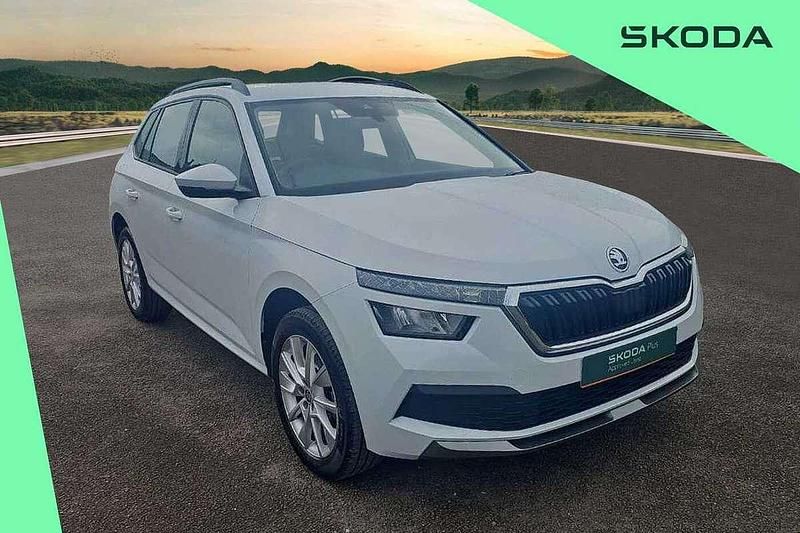 Moon white metallic Used 2023 Skoda Kamiq SE SUV | £15,200 (Fair price) - Image 1/4