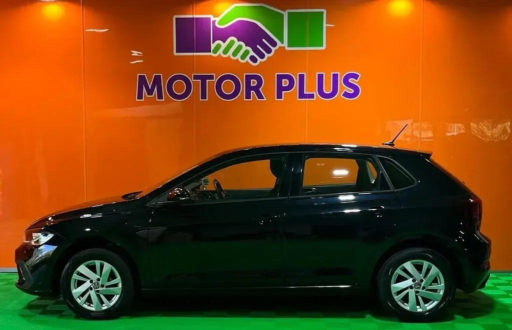 Used VW Polo Life 95 HP (69 kW) 2022 Black Hatchback