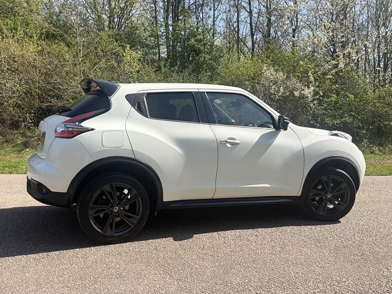 Used Nissan Juke Tekna 115 HP (84 kW) 2017 White SUV