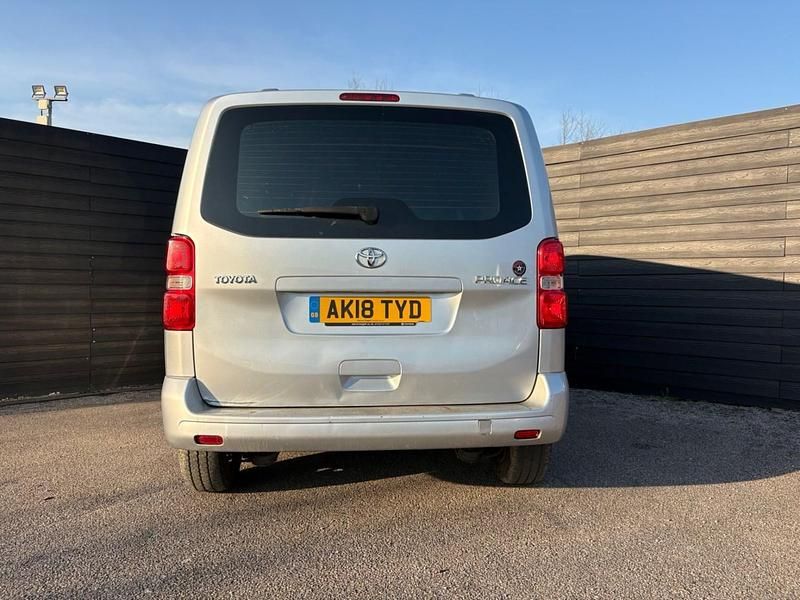 Used Toyota Proace Comfort 120 HP (88 kW) 2018 Silver MPV