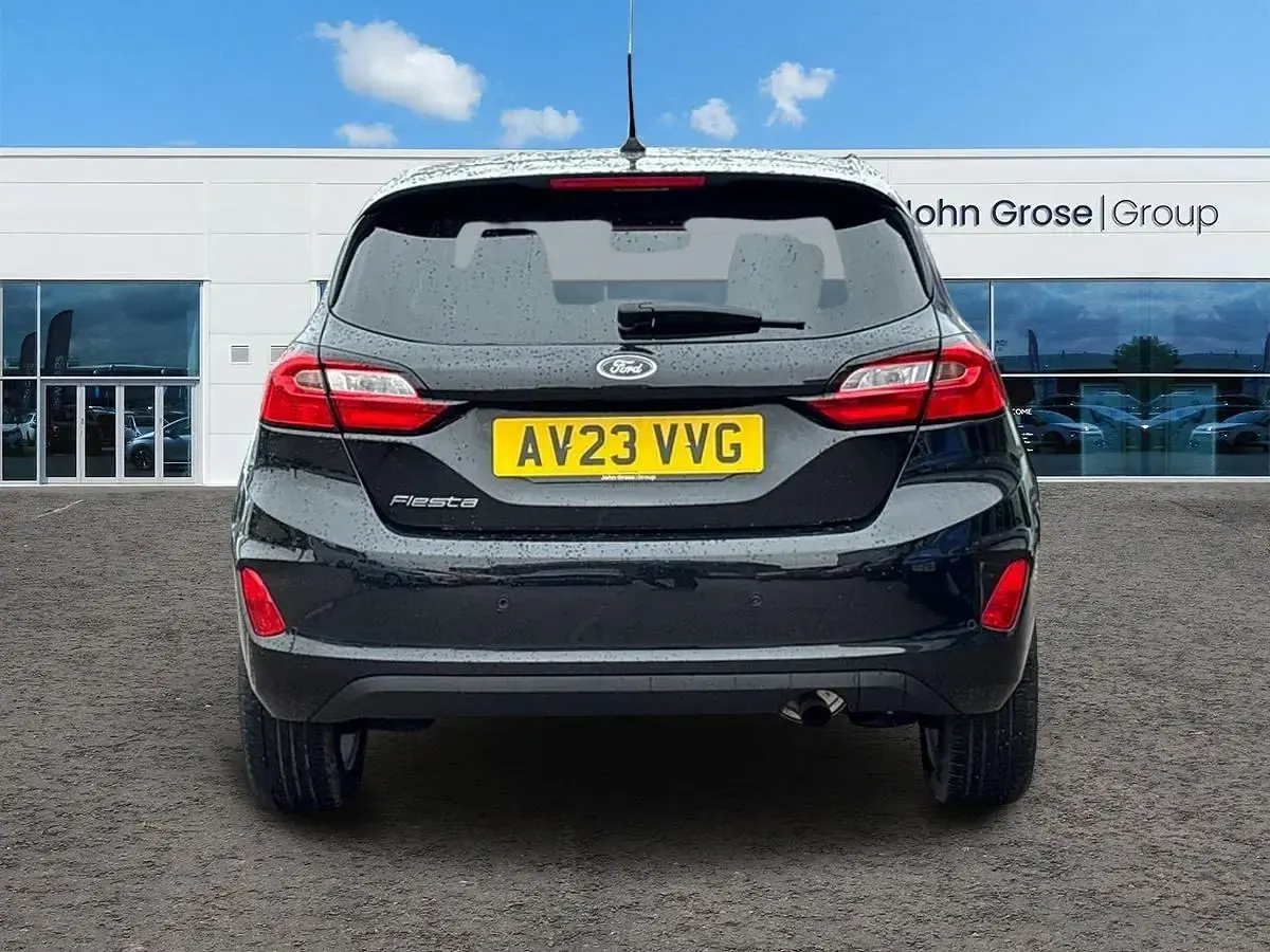 Używany Ford Fiesta Titanium 2023 Czarny Hatchback
