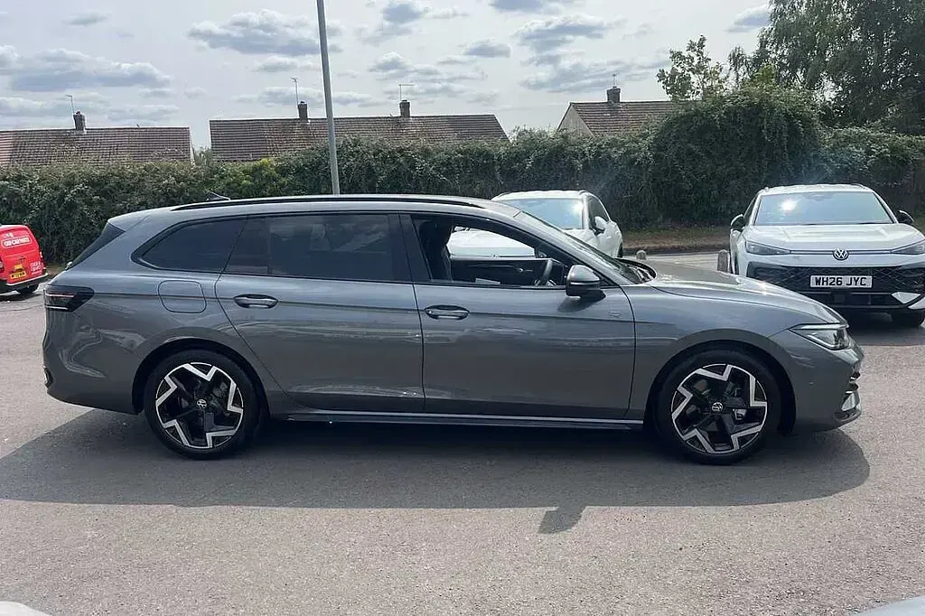 New VW Passat 150 HP (110 kW) 2026 Estate