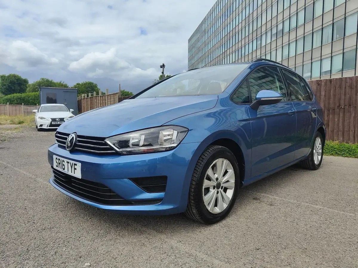 Used VW Golf Sportsvan SE 125 HP (91 kW) 2016 Blue MPV