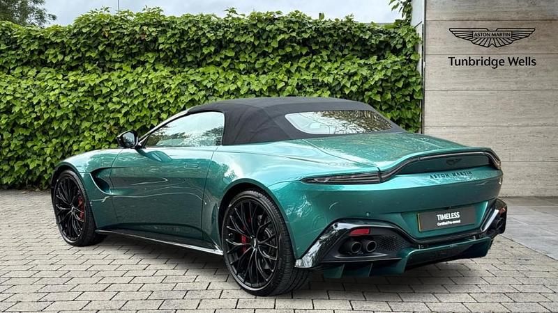 Used Aston Martin V8 Vantage 510 HP (375 kW) 2024 Green Cabriolet