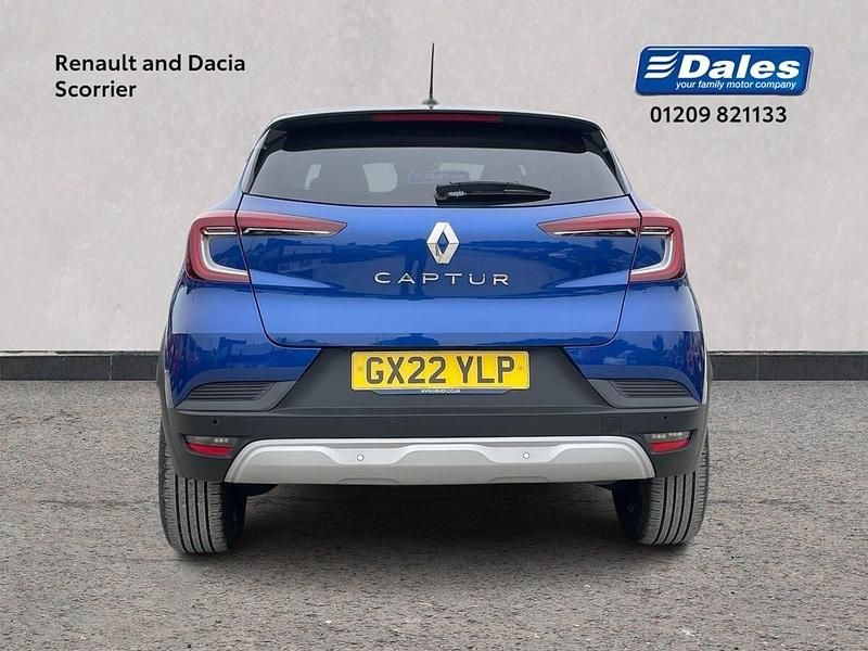 Second-hand Renault Captur LIMITED 91 CP (66 kW) 2022 Albastru SUV