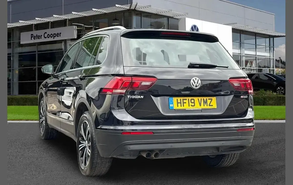 Używany VW Tiguan SE 150 KM (110 kW) 2019 Czarny SUV