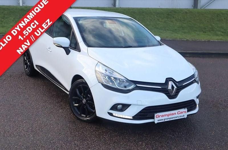 White Used 2018 Renault Clio IV Dynamique Hatchback | £5,750 (Fair price) - Image 1/4