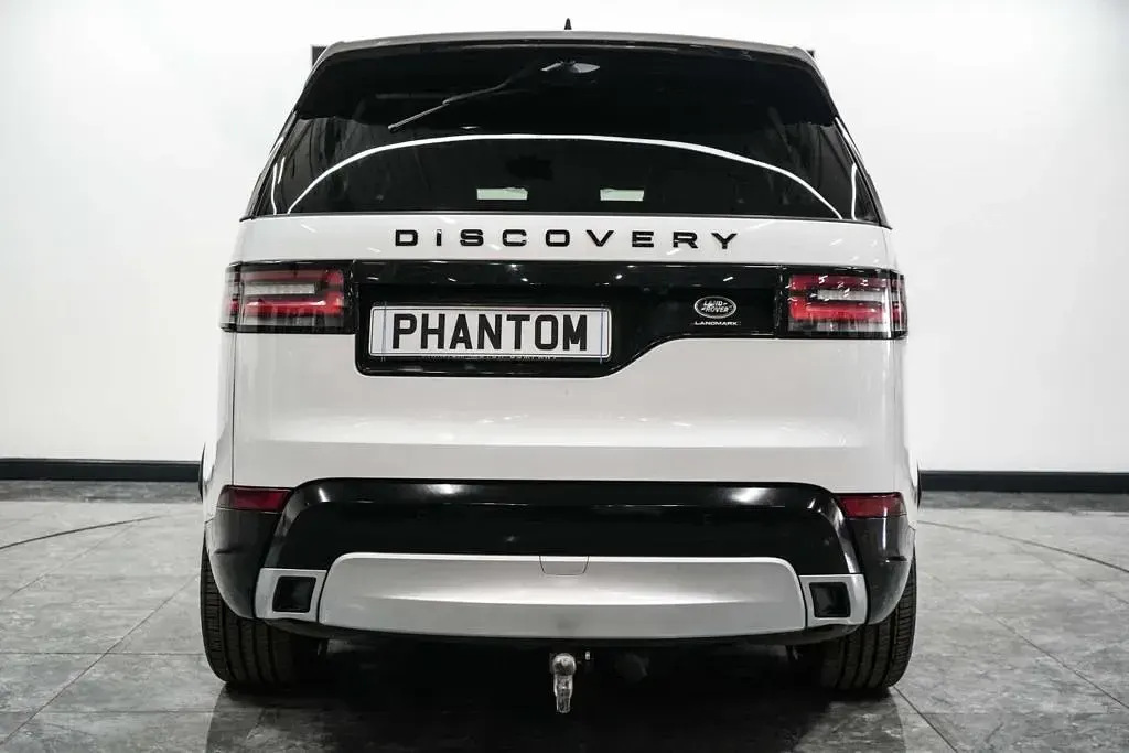 Used Land Rover Discovery Landmark 306 HP (225 kW) 2019 White SUV