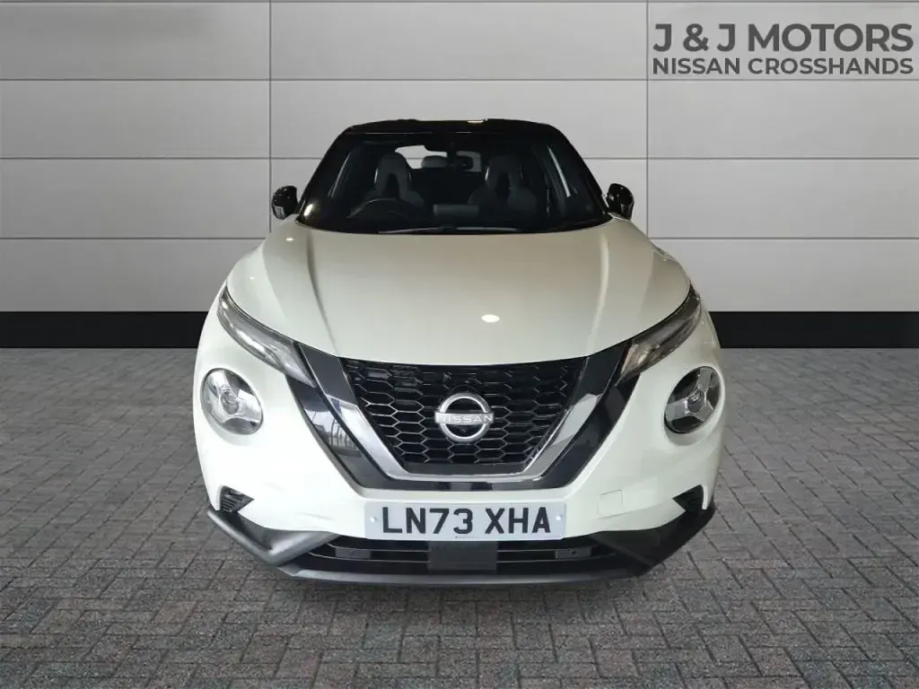 Used Nissan Juke Tekna 2023 White SUV