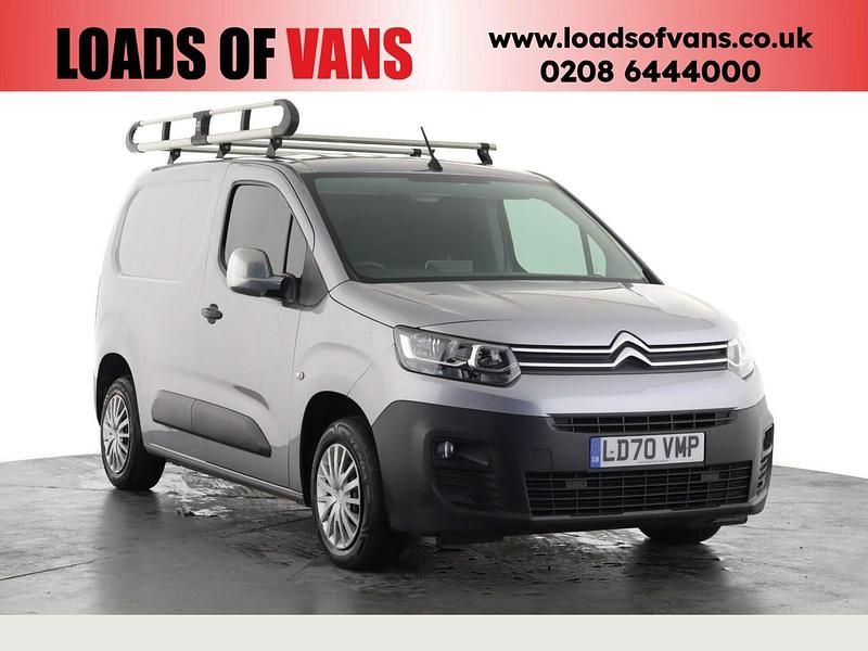 Usado Citroën Berlingo Start 75 HP (55 kW) 2020 Cinzento Monovolume