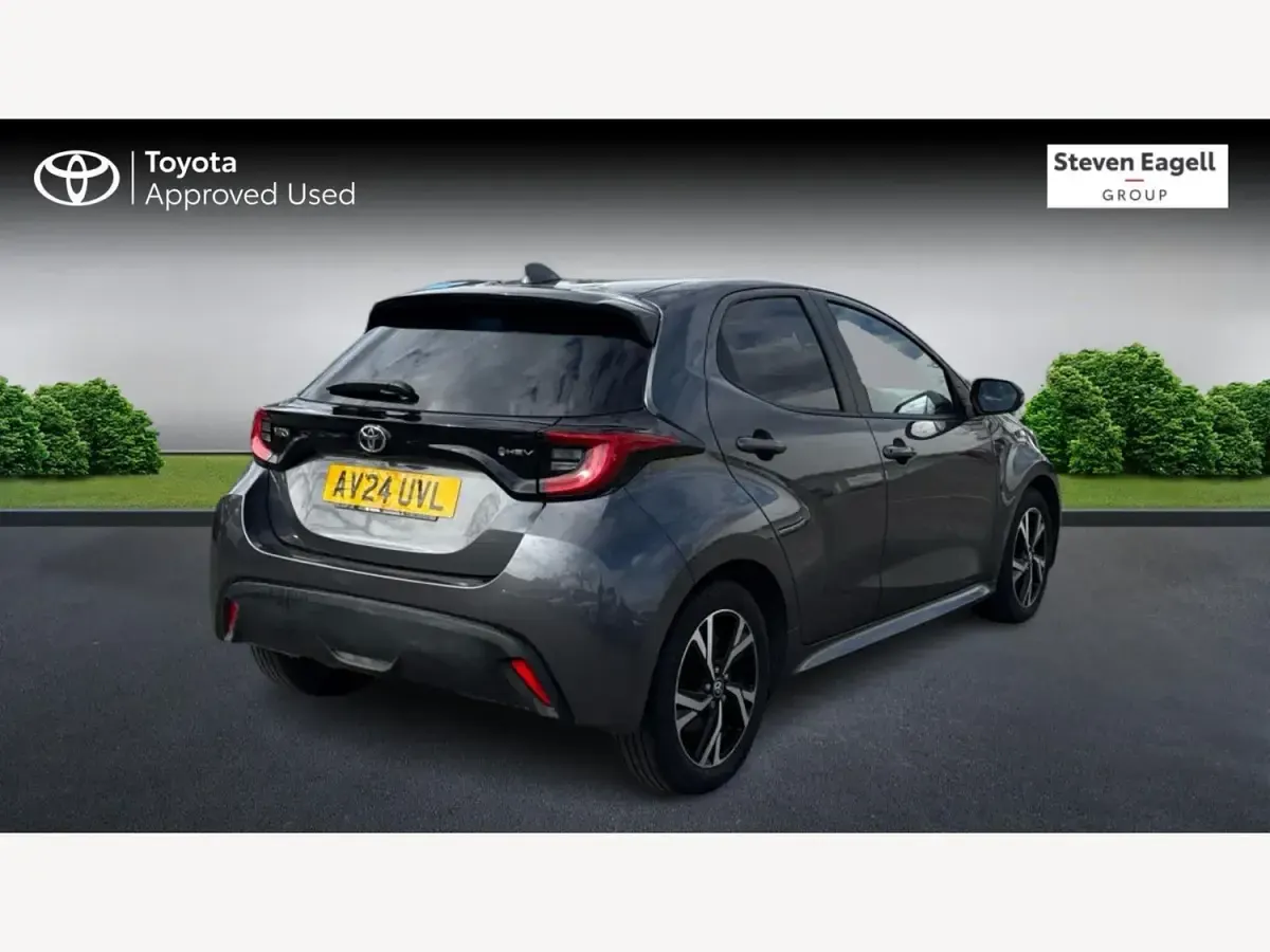 Usata Toyota Yaris Hybrid Design 2024 Grigio Utilitaria