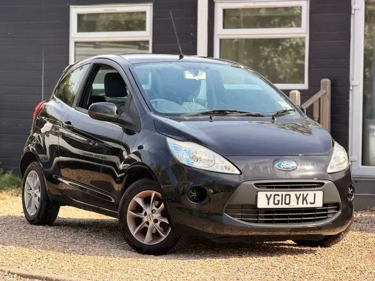 Used Ford Ka 69 HP (50 kW) 2010 Black Hatchback