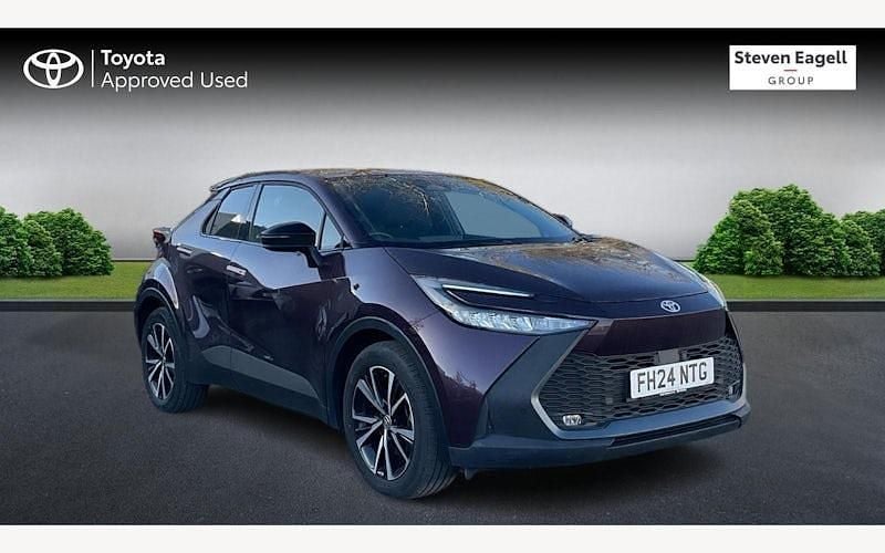 Begagnad Toyota C-HR Design 223 HK (164 kW) 2025 SUV