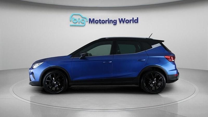 Used Seat Arona FR 110 HP (80 kW) 2023 Blue SUV