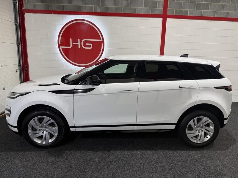 Begagnad Land Rover Range Rover evoque R-Dynamic 150 HK (110 kW) 2019 Vit SUV