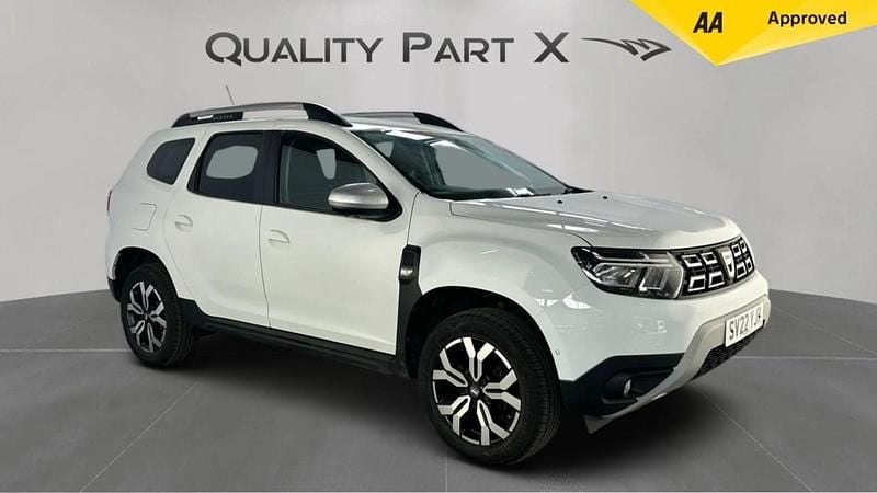 White Used 2022 Dacia Duster Prestige SUV | £11,899 (Fair price) - Image 1/4