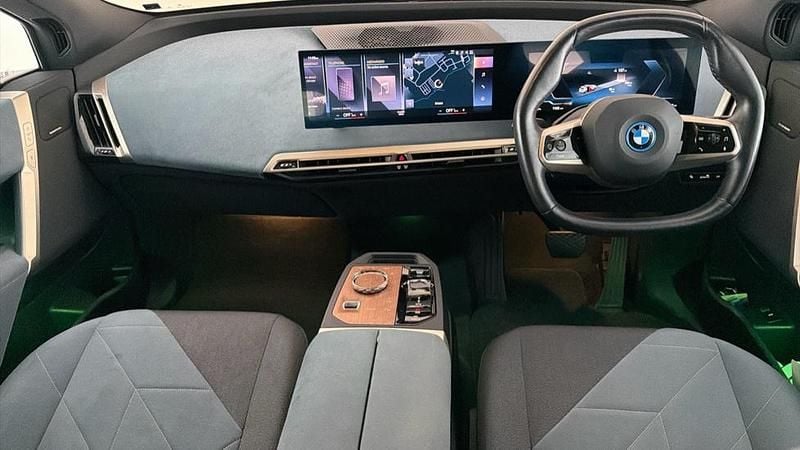 Used BMW iX M Sport 239 kW (326 HP) 2022 White SUV