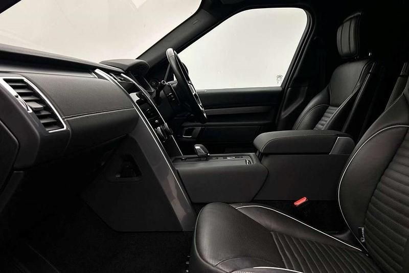 Used Land Rover Discovery 5 HSE Dynamic 296 HP (217 kW) 2024 Black SUV