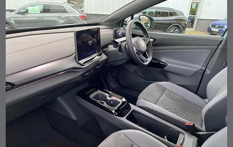 New VW ID.4 Pure 125 kW (170 HP) 2025 Silver SUV