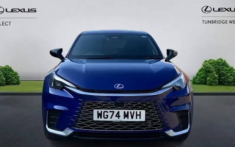 Used Lexus LBX 136 HP (100 kW) 2026 SUV