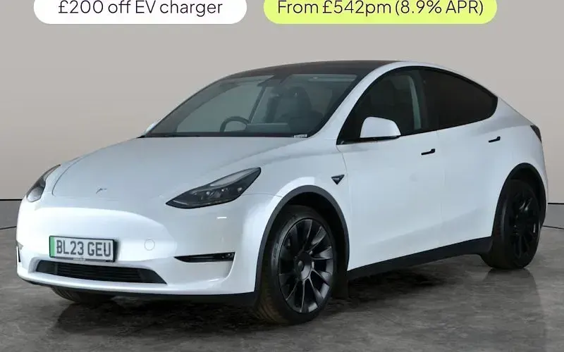 Used Tesla Model Y Long Range AWD 286 kW (389 HP) 2025 SUV
