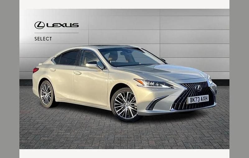 White Used 2024 Lexus ES300H Sedan | £31,499 (Fair price) - Image 1/3