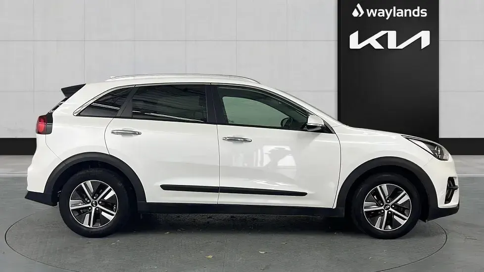 Used Kia Niro 2019 White SUV