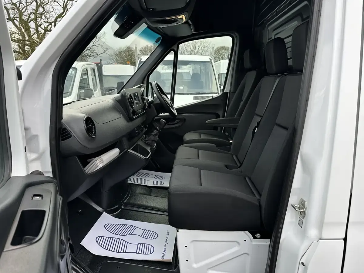 Used Mercedes Sprinter 150 HP (110 kW) 2022 White Van