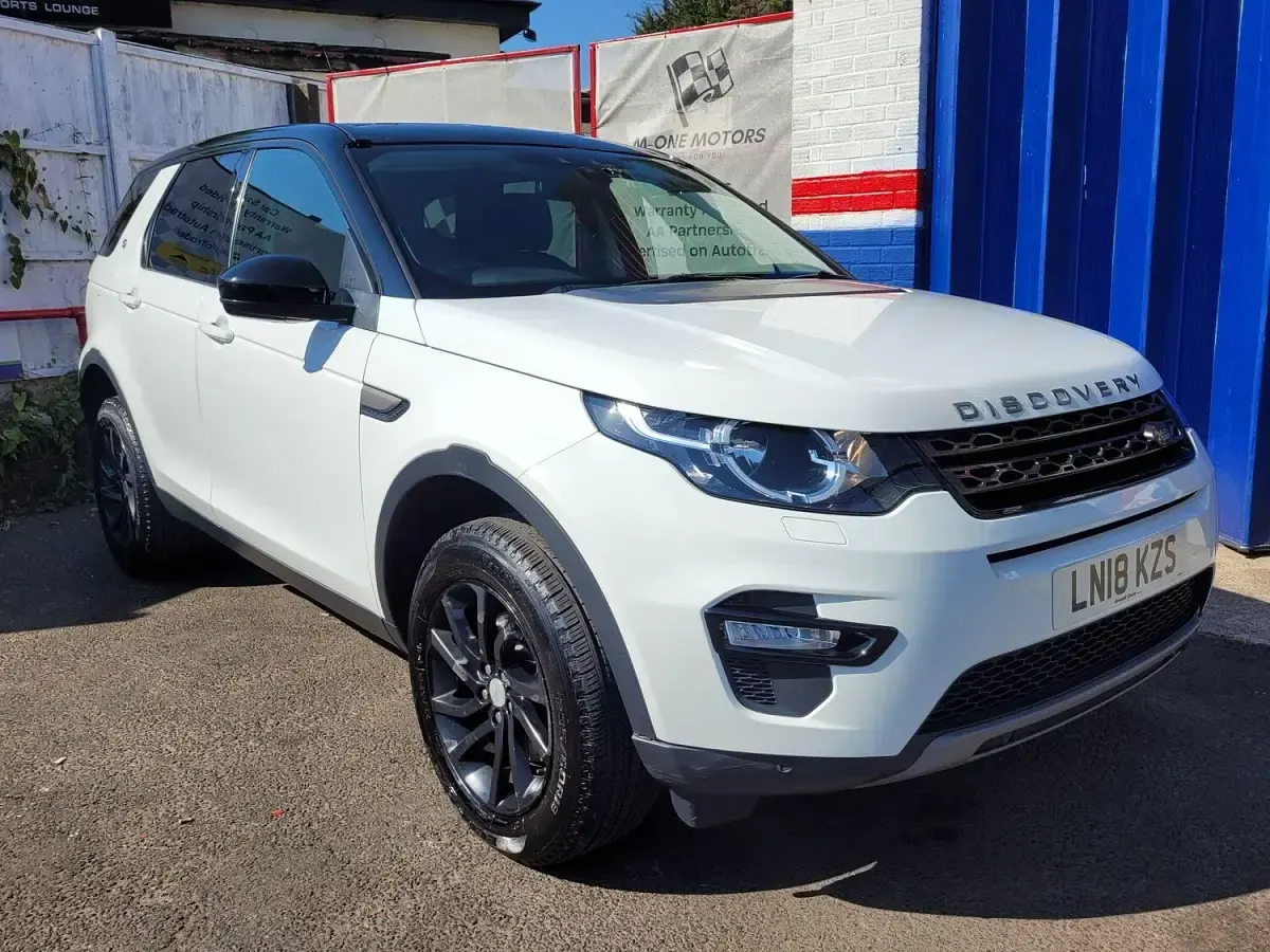 Used Land Rover Discovery Sport SE 2018 White SUV