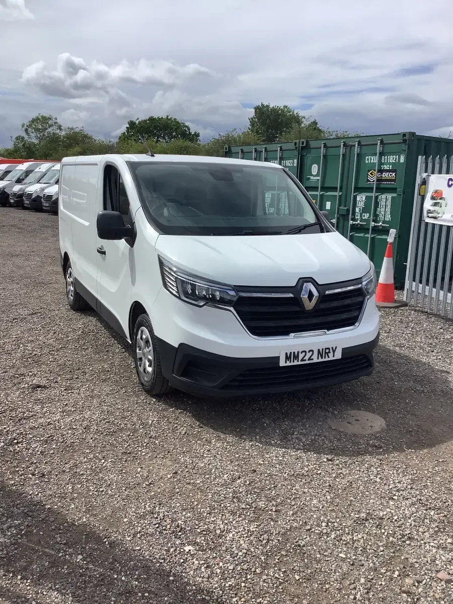 Used Renault Trafic Business 2022 White MPV