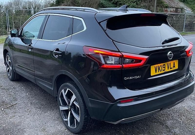 Used Nissan Qashqai Tekna 115 HP (84 kW) 2019 Black SUV