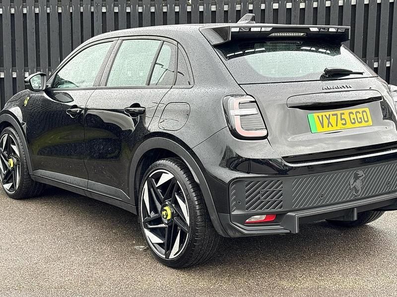 Used Abarth 600e 174 kW (237 HP) 2025 Black SUV