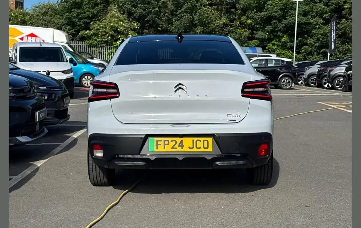 Used Citroën e-C4 100 kW (136 HP) 2024 White Sedan