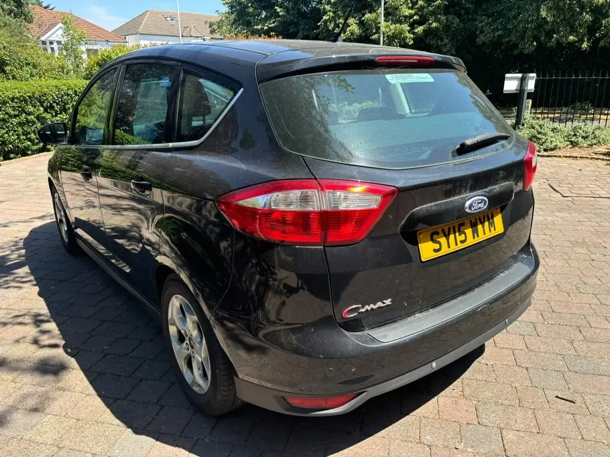 Used Ford C-MAX Zetec 2015 Black MPV
